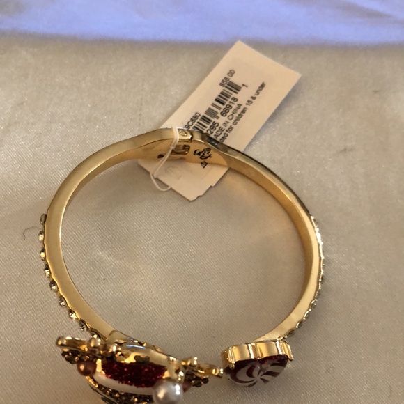 Betsey Johnson Jingle Bell Bling Reindeer Winking & Candy Heart Bangle NWT - Picture 5 of 16